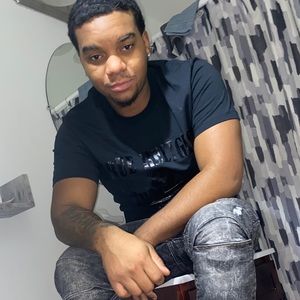 Meet your Posher, Robert